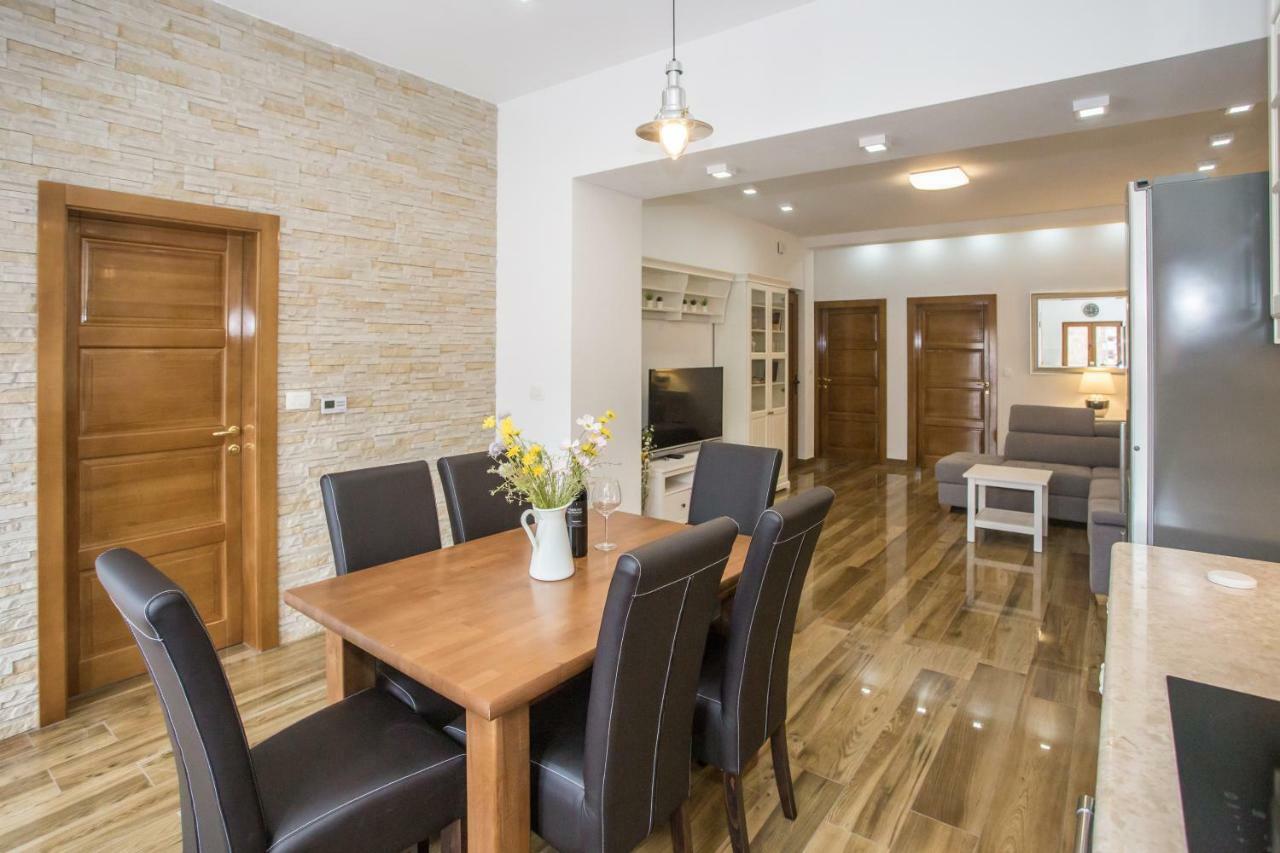 Exclusive Apartment Magnolia Porec Esterno foto